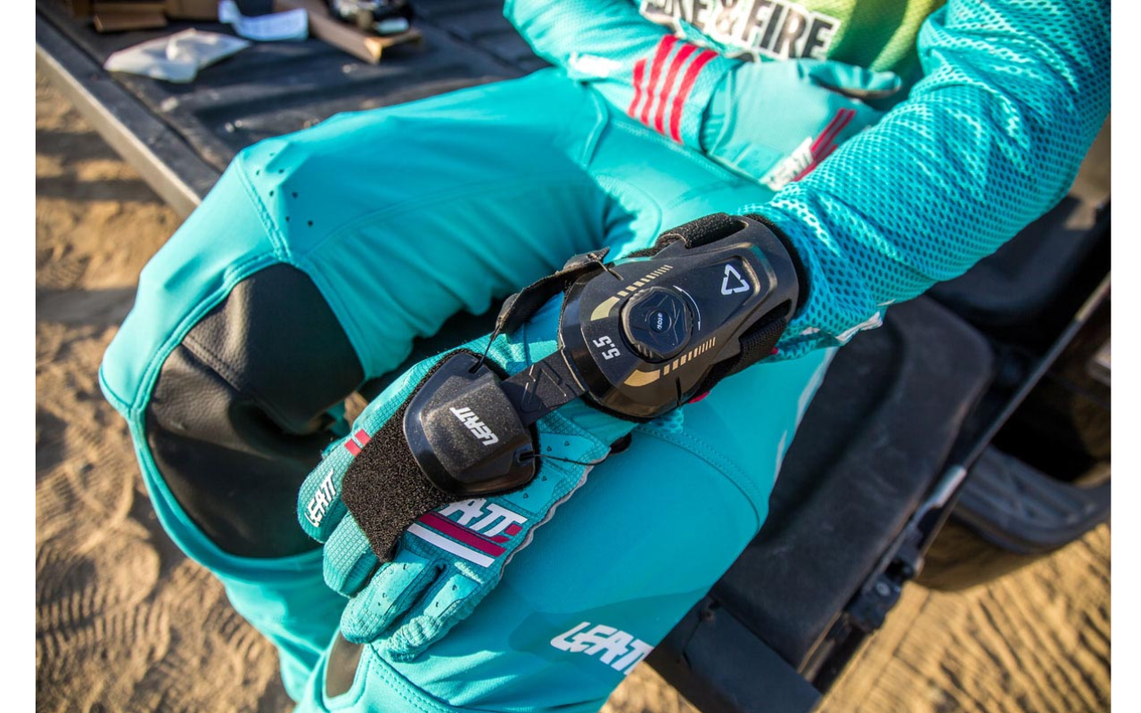 LEATT Wrist Brace 5.5
