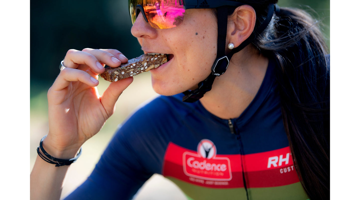 CADENCE ENERGY BAR 45GR APPLE PIE-Specialized